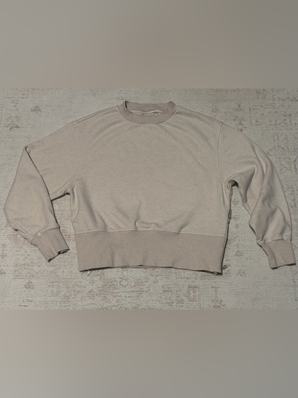 Varley Cropped Crew Sweatshirt in Light Beige